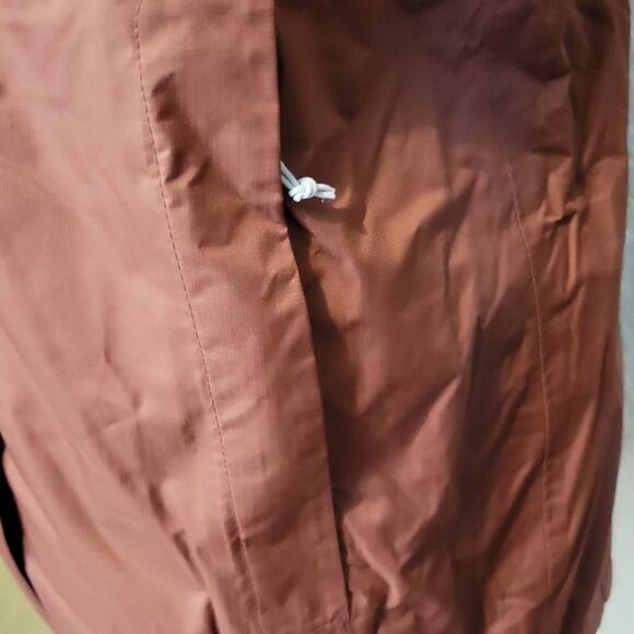 REI Co-Op Peak 2.5L Color Block Lightweight Windbreaker - Picture 4 of 14